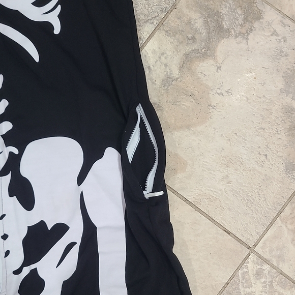 Halloween Costum Tipsy Elves Black and White Skeleton Jumpsuit - Picture 3 of 10